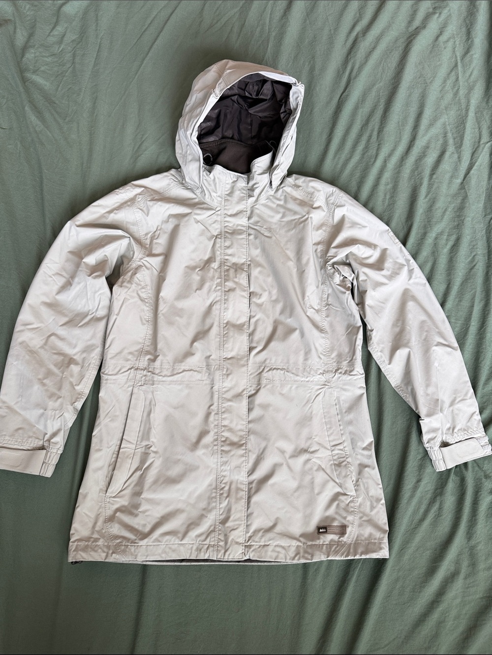 REI Light Green/Taupe Hooded Raincoat - Size M